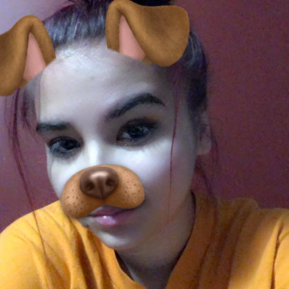 Meet your Posher, Elizabeth